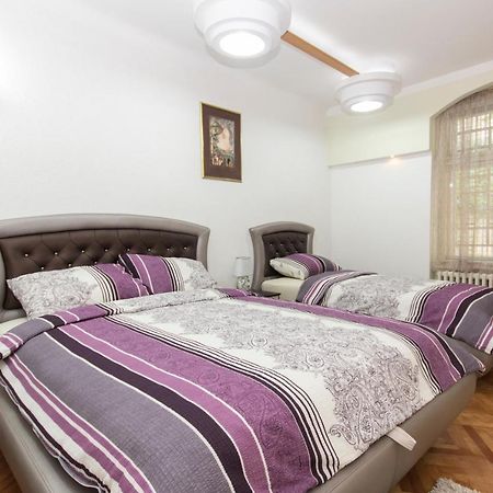 Bukoleon Apartment Belgrad Exteriör bild