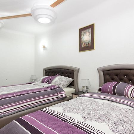 Bukoleon Apartment Belgrad Exteriör bild