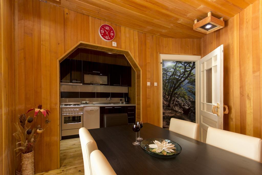 Bukoleon Apartment Belgrad Rum bild