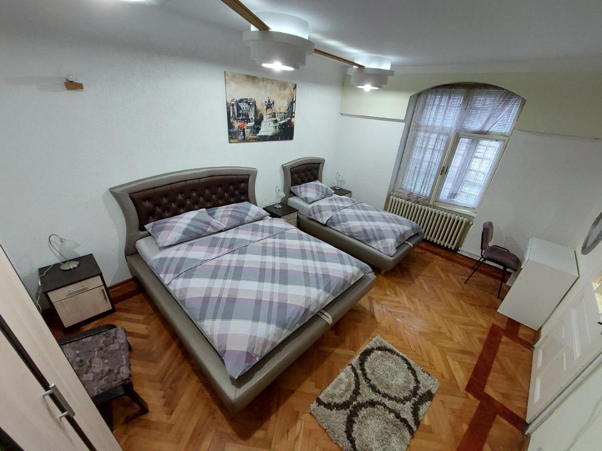 Bukoleon Apartment Belgrad Exteriör bild