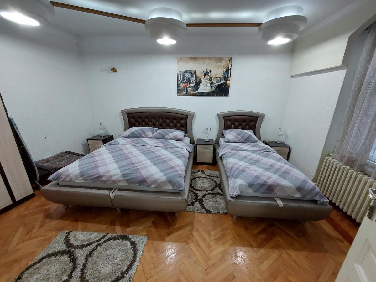 Bukoleon Apartment Belgrad Exteriör bild